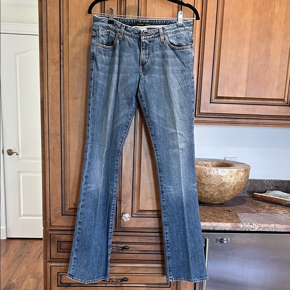 Guess Women’s Blue Flare Jeans vintage naturally distressed